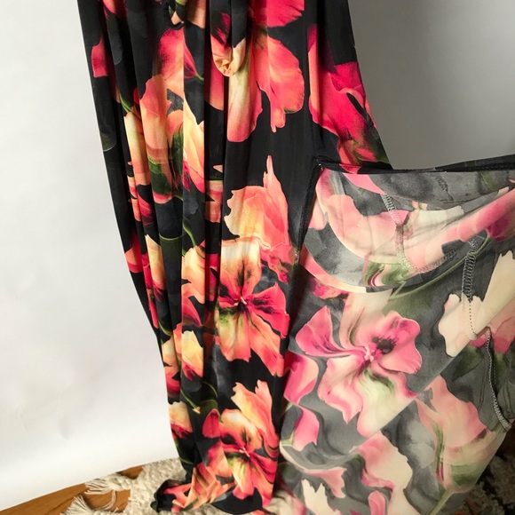 Forever 21 plus sized maxi dress surplice - Picture 5 of 6